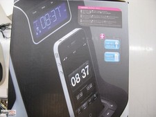 SmartDock Halo Gear4 FM Radio Alarm Clock Music Player i Phone 4 + i Pod 