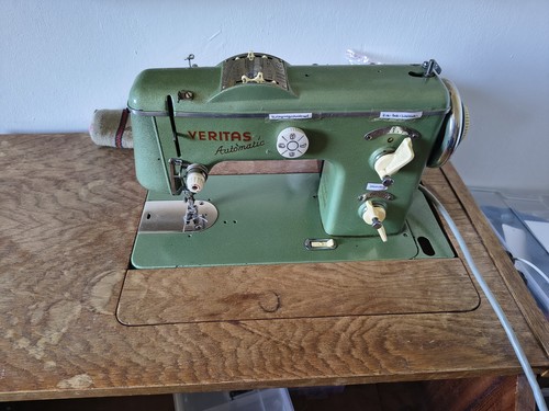 Alte nähmaschine veritas - nähmaschine,