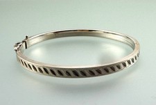 Antiker Armreif - Gravur -