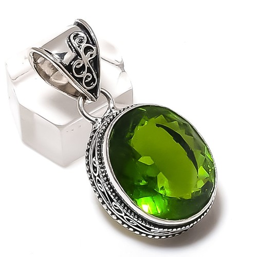 Natürlicher peridot edelstein - natürlicher,