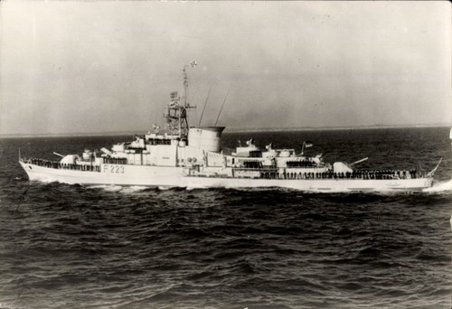 Fregatte karlsruhe 223 - ak,