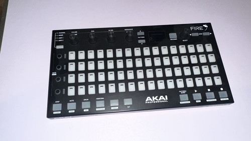 Akai professional fire studio - akai,