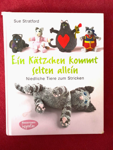 Ein kätzchen kommt selten - kommt,