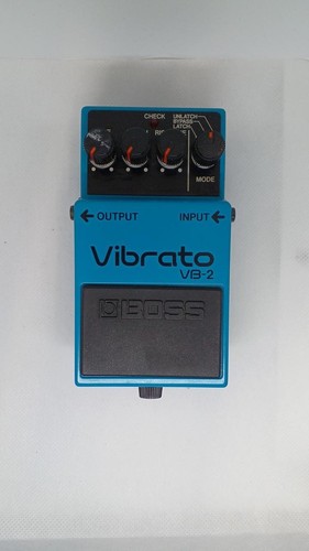 Boss vibrato pedal mij - vibrato,