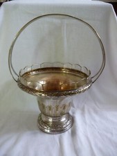 Quist Jugendstil imposanter Obstkorb Henkelschale Schale Glaseinsatz versilbert