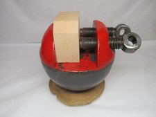 Graveurkugel mit 2 Schrauben  Loch u. Holzbacken  Goldschmiedewerkzeug