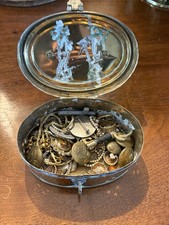 Konvolut antiker Schmuck und Knöpfe Kriegszeit Silbermünzen