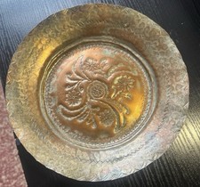 Wandteller aus Kupfer mit