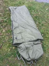 Winterschlafsack mit Heizung geräumig -35. Schlafsack der Bundeswehr
