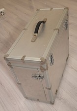 Großer ALU all zwecks Transport Koffer  mit 11  herausnehmbaren Fächer.