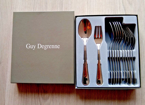 Besteck von guy - von, in