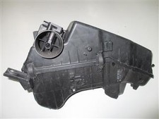 LUFTFILTERGEHÄUSE Toyota