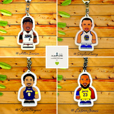 NBA Basketball Schlüsselanhänger - Curry - James - Iverson - Bryant / Fanartikel