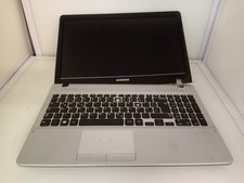 Samsung NP300E5E Laptop als Ersatzteilspender (R7 1122)