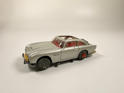 Corgi toys james bond 007 - corgi,