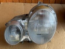 Mercedes- Benz E-Clase (W210)