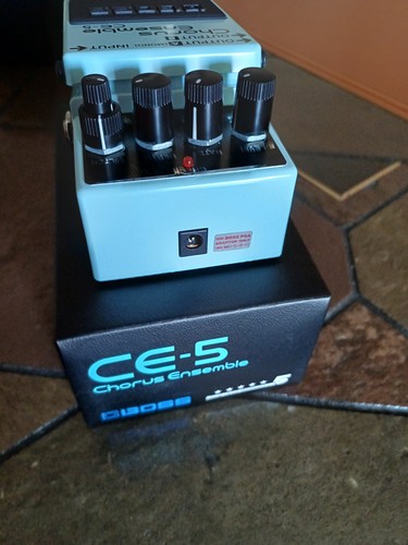 Boss gitarrenpedal - ce-5,