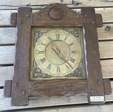 Wanduhr mit Holz Rahmen Eiche Handgeschnitztes Bild  batteriebetrieben