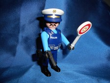 Playmobil Polizist Polizei mit Pistole Kelle top 