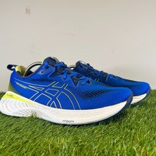 Asics Turnschuhe Größe 9,5