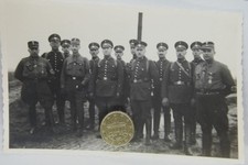 Foto Gruppenaufnahme Gendarmerie Polizei, und Partei Männer in Uniform