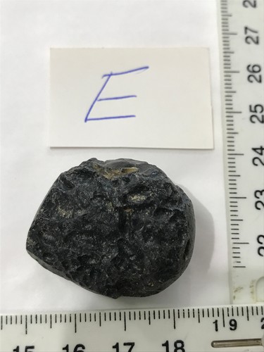 Großer schwarzer tektit - großer,