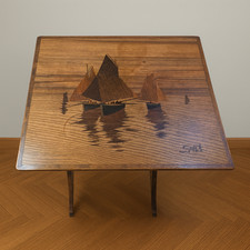 Emile Gallé: Ausziehtisch mit