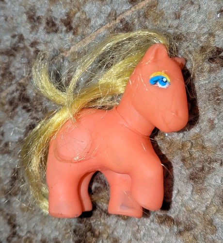 Kleines pony orange pferd alt - kleines,