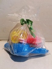 DDR Spielzeug Set Puppenspielzeug Friseur Rassel OVP Etikett Ari Sonni Plaho VEB