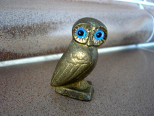 Kleine Eule Messing Metall mit blauen Augen Griechenland AOE
