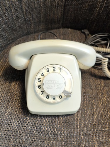 Telefon mit wählscheibe post - telefon,