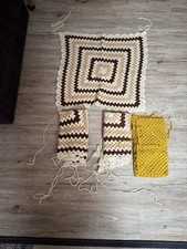 Gehäkelte Schonbezüge für Couch, Sessel, Sofa, Stühle