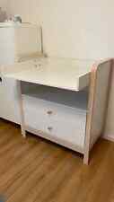 Wickeltisch/Kommode IKEA ÄLSKVÄRD + Wickelunterlage VÄDRA