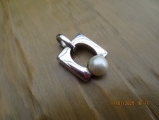 Pierre Lang Anhänger mit einer Perle Hochwertiger Schmuck Silberfarbig 
