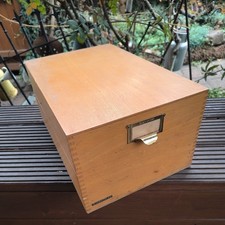  alter Karteikasten Holz  Bauhaus Büro Schreibtisch Aufbewahrung Requisite 796