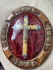 Kreuz Unter Glas Oval Antik