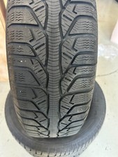 Kleber Komplettwinterreifen 185 65 r15 mit schönen Radkappen