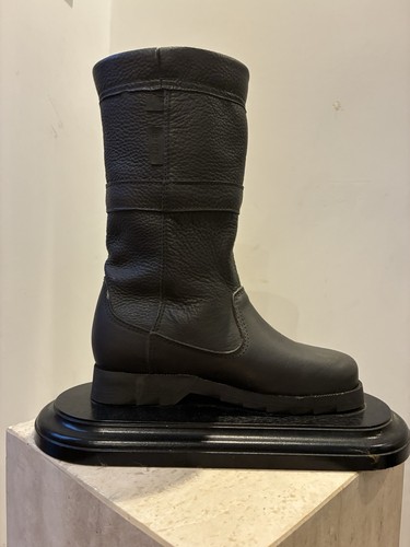 Iconic dubarry boot display - iconic,