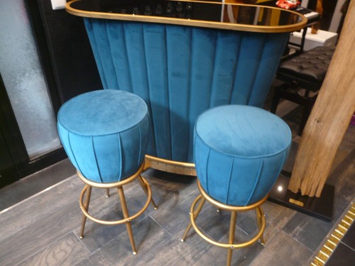 Kare design bar after - design,