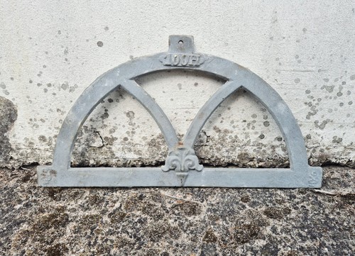 Altes gusseisen fenster - altes,