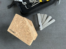 Khawy E-Gitarren Neck Rest + Gitarren Service Set-14 Teile, neuwertiger Zustand