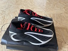 Basketballschuhe Adidas