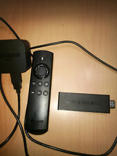 Amazon Fire TV Stick (2 Gen LY73PR) gebraucht mit dem Zubehör