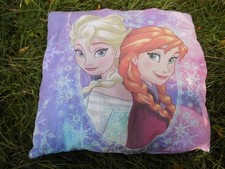 Anna und Elsa Kissen - 38 x 36 cm