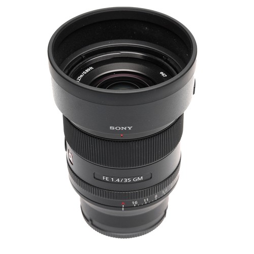 Sony sel 35mm 1 4 - fe,