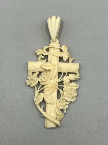 Rarität kreuz anhänger - rarität,