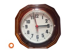 1970er Elektrik Quartz Wanduhr