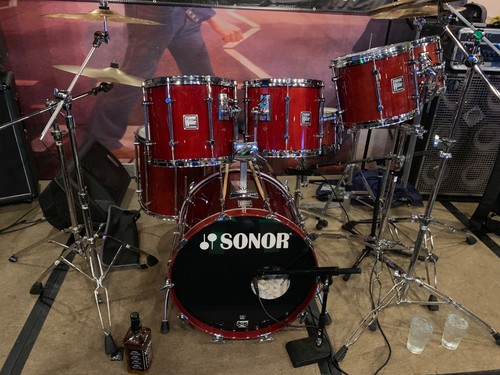 Sonor hilite drums - drums, red