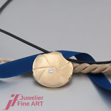 ausgefallener Anhänger mit