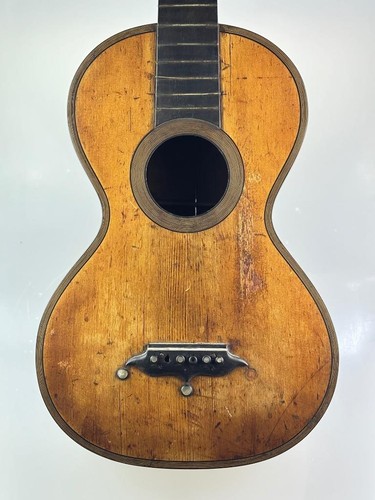 Antike englische gitarre aus - antike,